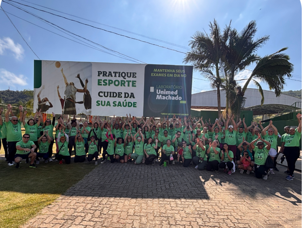 Participantes da Caminhada da Saúde - em comemoração aos 32 anos da Unimed Machado