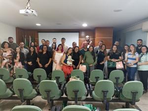 https://www.unimed.coop.br/site/o/sites-theme/images/cards-noticias/capa_pequena.png