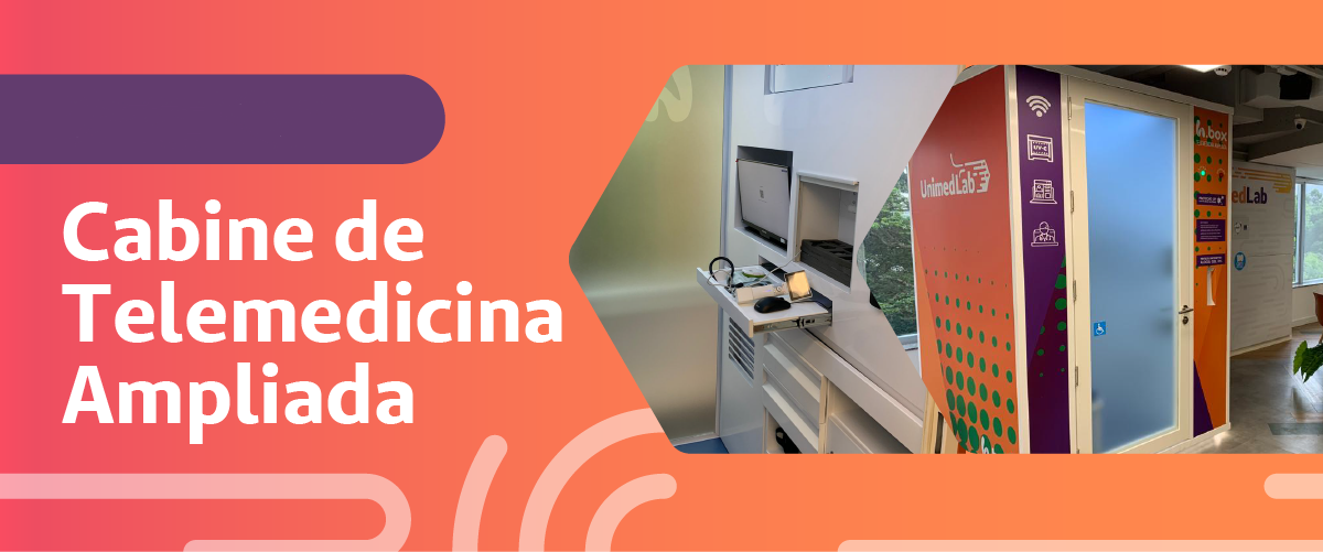 Foto da cabine de telemedicina aplicada em uma forma, sobre um fundo rosa